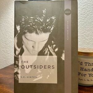 The outsiders Platinum Edition